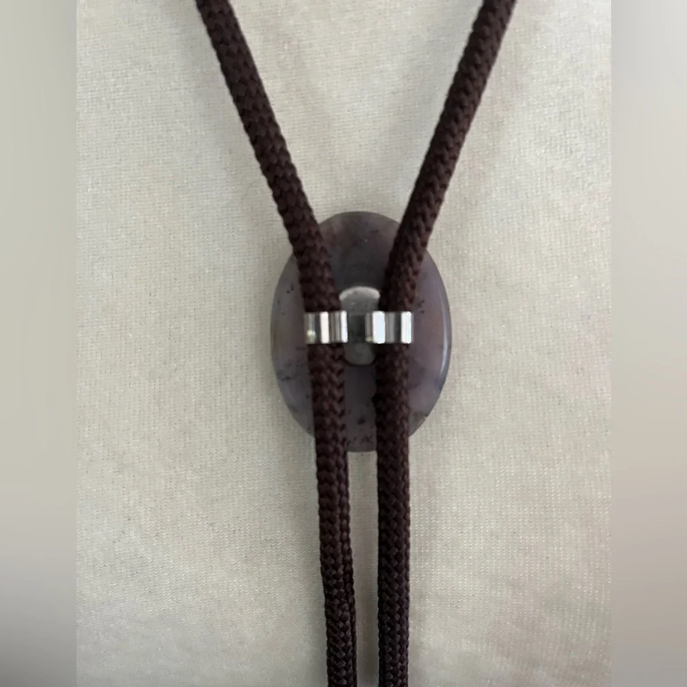 Beautiful Stone Bolo Tie - Picture 6 of 9